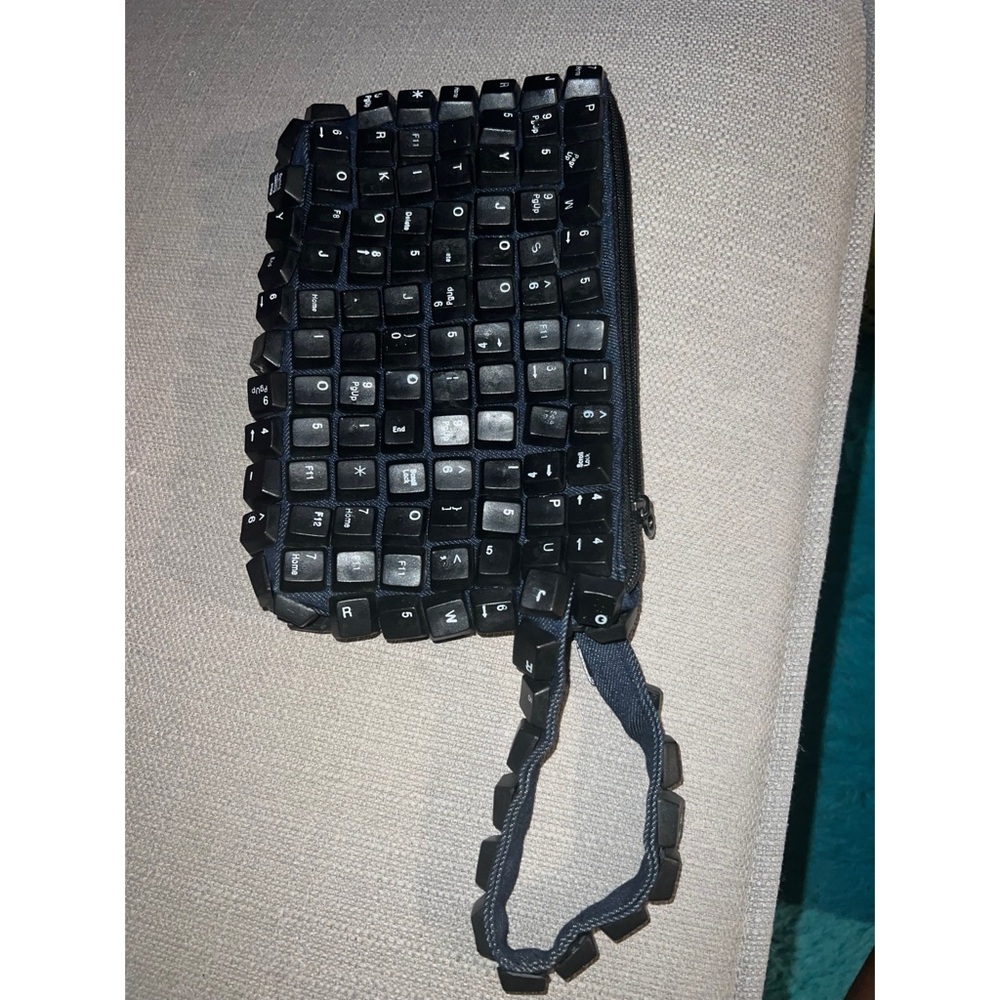 Black Keyboard Key Clutch